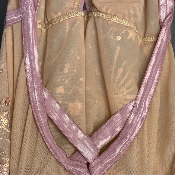 SOLD ✨ Solstice Intimates Lovespell Harness Bodysuit - Picture 4 of 8